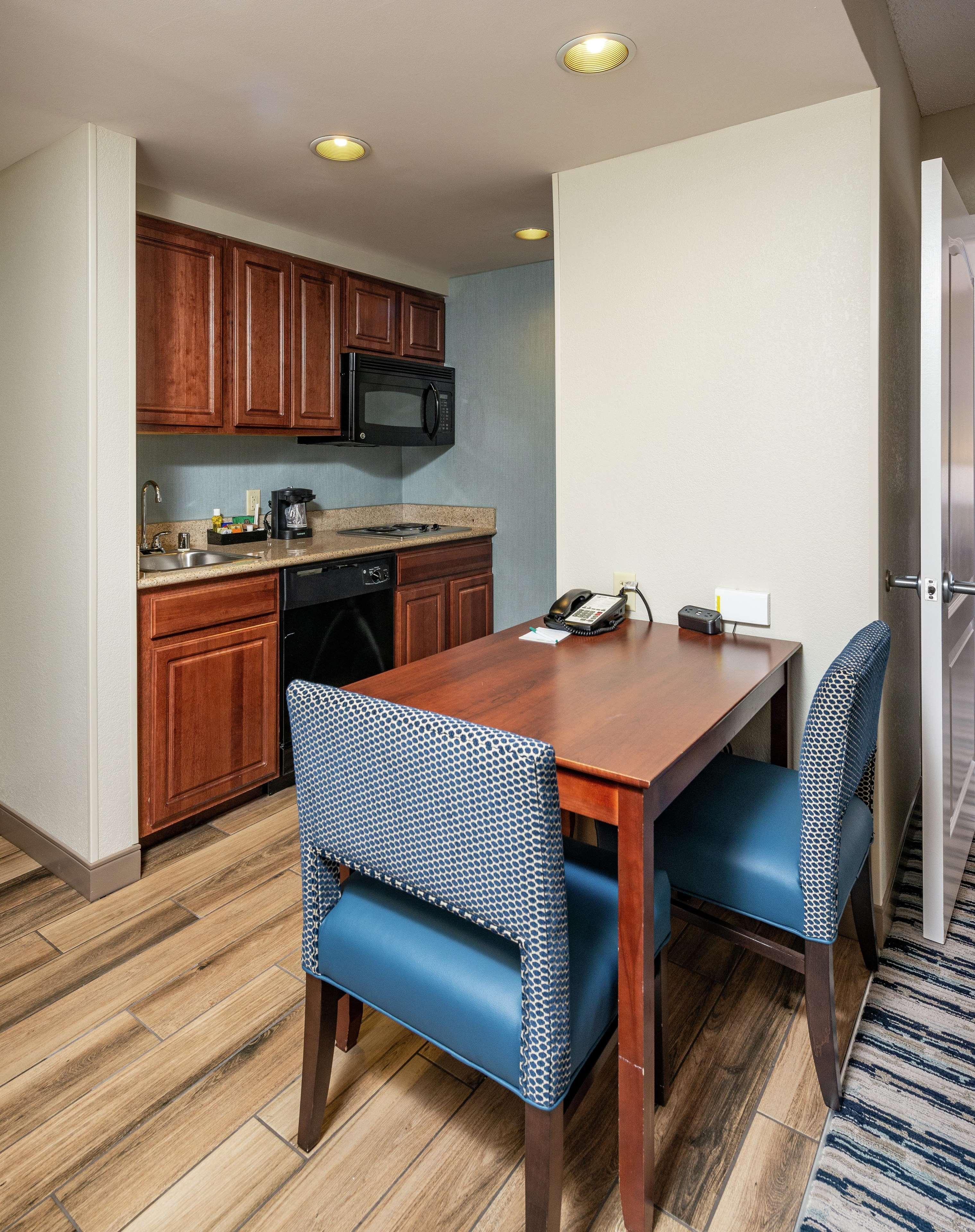Homewood Suites By Hilton Portland Скарборо Экстерьер фото